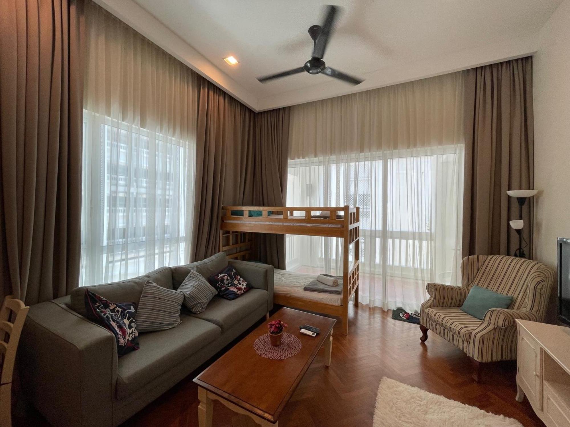 Straits Quay Marina Suites Penang By Aurorahomes Bagan Jermal Exterior photo